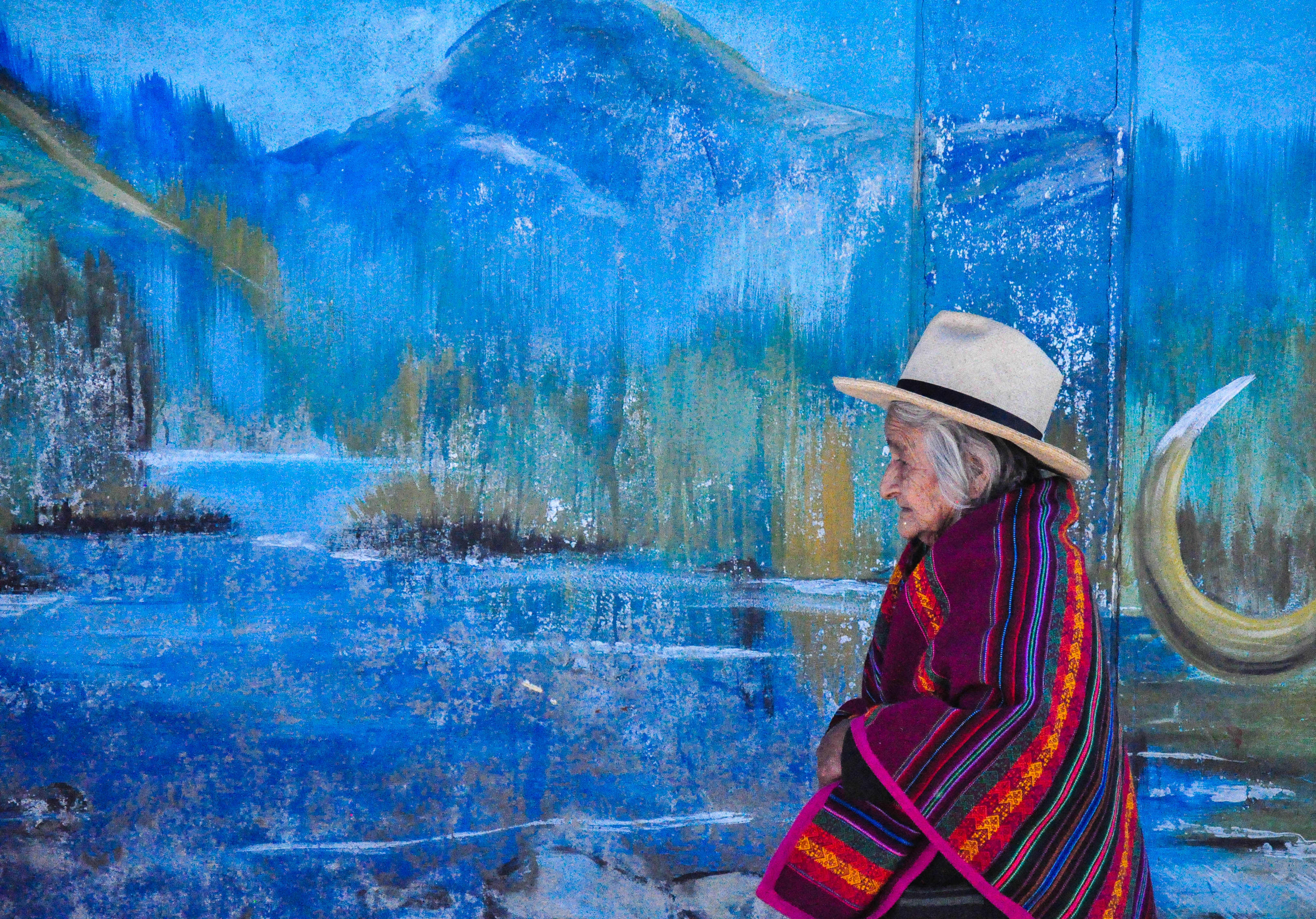 Local woman of the town of Huaraz
